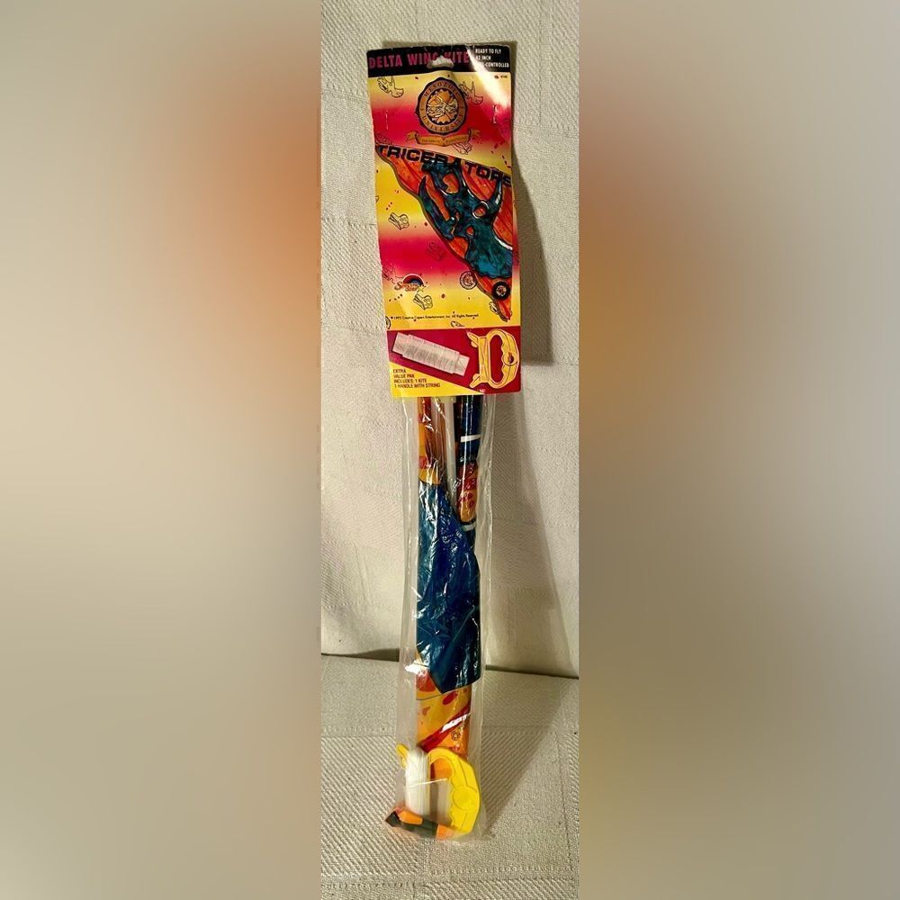 OS Vintage Spectra Star Delta Wing 42” Kite Ready To Fly 1992- Triceratop.